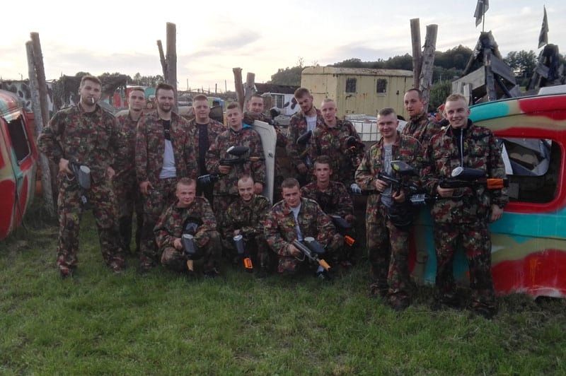 Imprezy integracyjne w Arenie Mocy - paintball zespołowy